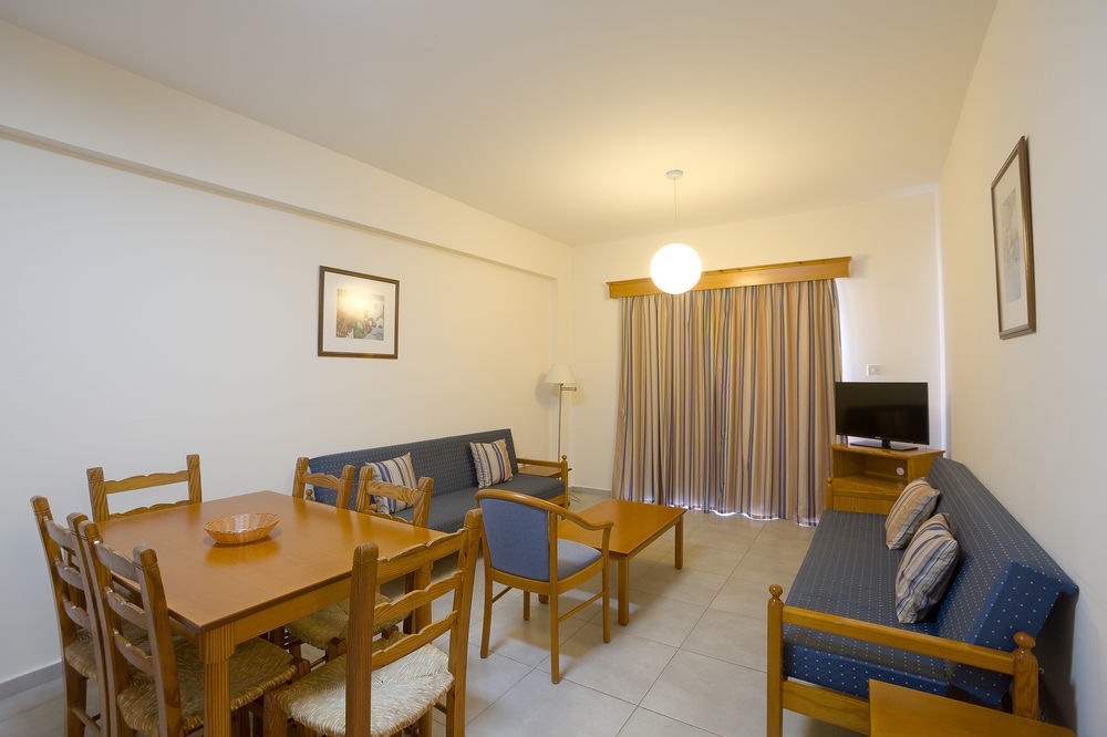 Kefalos - Damon Hotel Apartments パ フォス エクステリア 写真