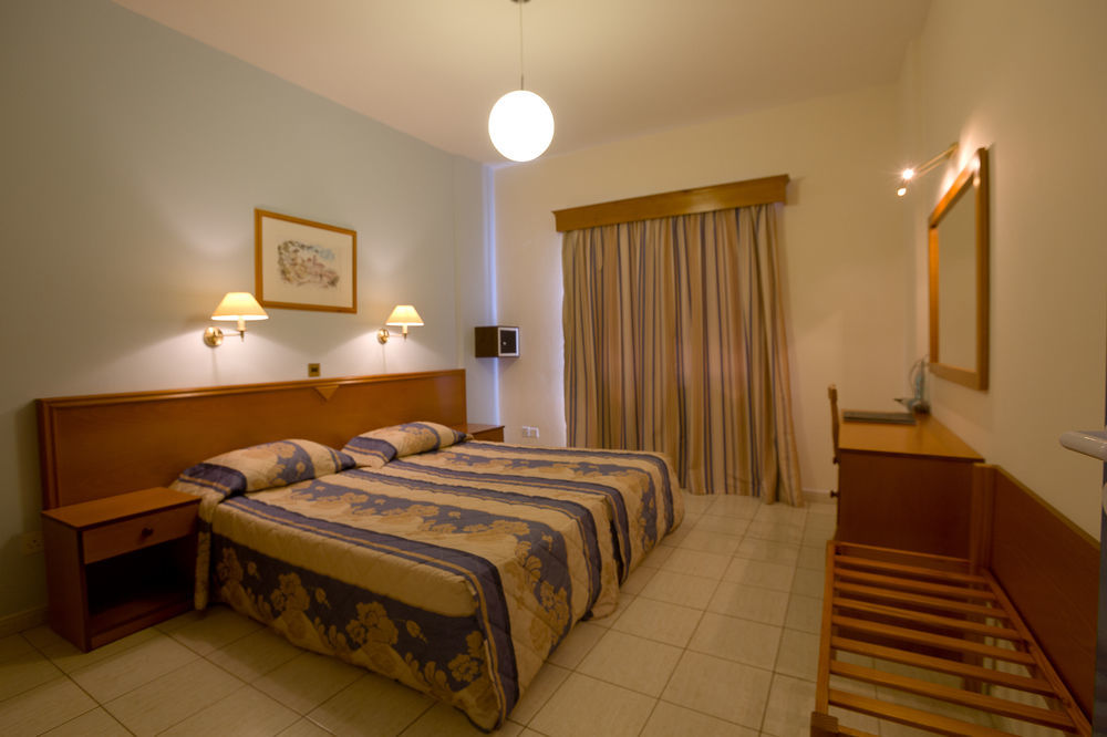 Kefalos - Damon Hotel Apartments パ フォス エクステリア 写真