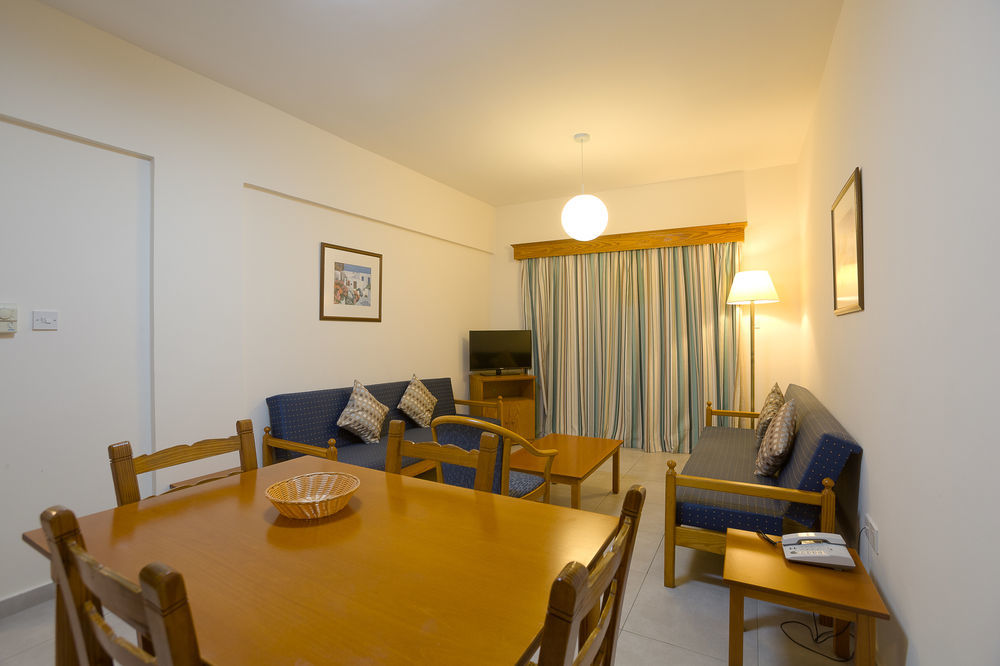 Kefalos - Damon Hotel Apartments パ フォス エクステリア 写真